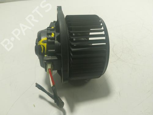 Heater blower motor KIA STONIC (YB) 1.6 CRDi | BP17805041M62 