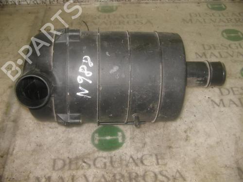 Used Air filter box RENAULT MEGANE I Coach (DA0/1_) 1.6 e (DA0F) (90 hp) 14296265