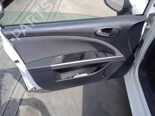 Left front driveshaft SEAT LEON (1P1) 1.6 TDI | BP8306111M38 