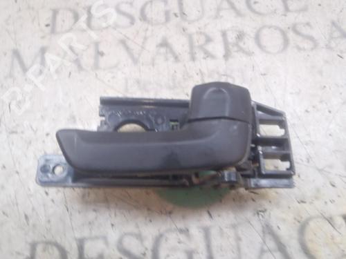 Used Rear right interior door handle Rear right interior door handle KIA SPORTAGE II (JE_, KM_) 2.0 i 16V (141 hp) 3819924 3819924