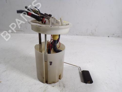 Used Fuel pump Fuel pump FORD FOCUS III 1.6 TDCi (115 hp) 8176467 8176467