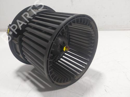 Used Heater blower motor Heater blower motor DACIA SANDERO II TCe 90 (B8M1, B8MA, B8AC) (90 hp) 18118875 18118875