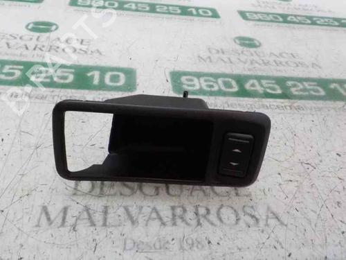 Used Right front window switch Right front window switch FORD KUGA I 2.0 TDCi (136 hp) 4595946 4595946