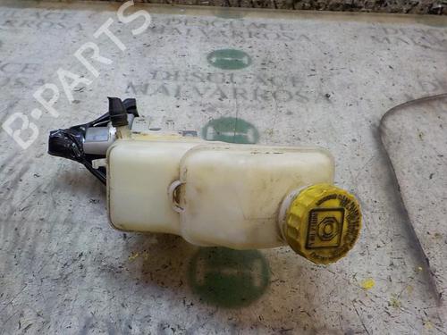 Used Brake master cylinder FIAT GRANDE PUNTO (199_) [2005-2025]  3846071