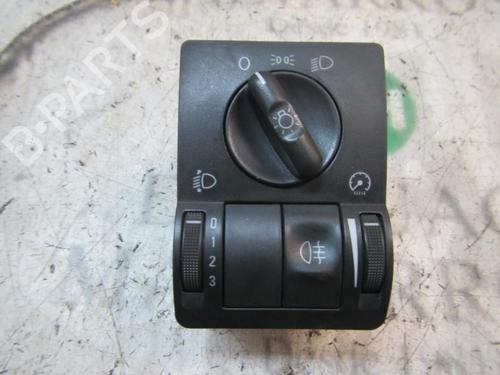 Used Headlight switch Headlight switch OPEL COMBO Box Body/MPV 1.7 DI 16V (65 hp) 3844526 3844526