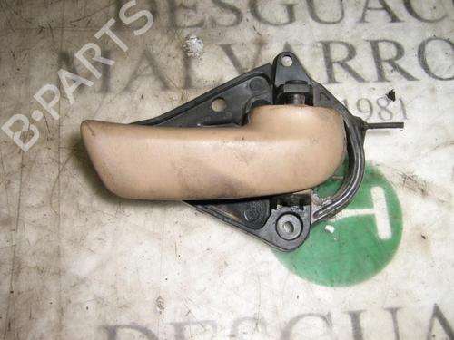 Used Front right interior door handle Front right interior door handle 3790198 3790198