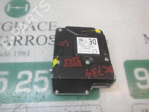 Elektronisk modul TOYOTA COROLLA Hatchback (_E21_, _EA1_, _EH1_)  | BP9104332M83 