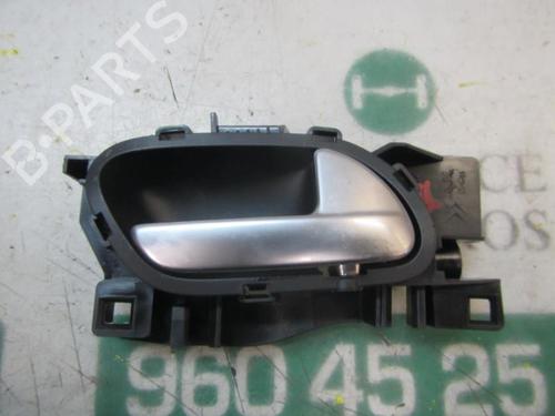 Used Rear right interior door handle Rear right interior door handle 3879392 3879392