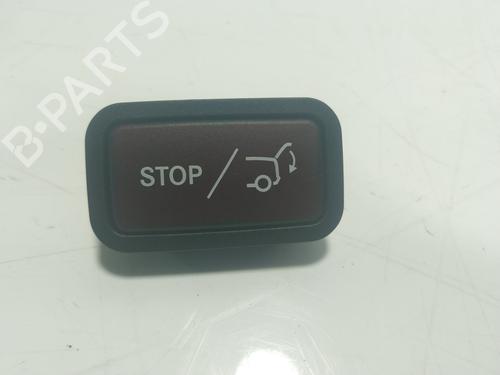 Used Tailgate handle Tailgate handle MERCEDES-BENZ GLA-CLASS (X156) GLA 180 (156.942) (122 hp) 16903998 16903998