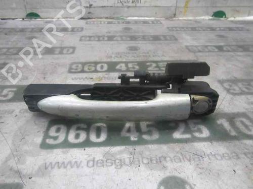 Used Front left exterior door handle RENAULT LAGUNA II (BG0/1_) 1.9 dCi (BG08, BG0G) (120 hp) 3757909
