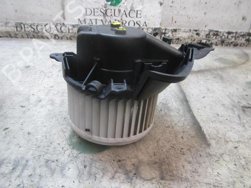 Used Heater blower motor FIAT DOBLO Cargo (263_) 1.3 D Multijet (90 hp) 4010951