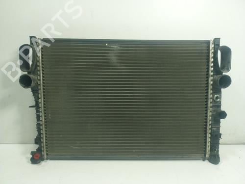 Used Water radiator Water radiator MERCEDES-BENZ CLS (C219) CLS 350 (219.356) (272 hp) 18143026 18143026