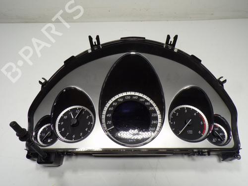 Used Instrument cluster Instrument cluster MERCEDES-BENZ E-CLASS (W212) E 220 CDI / BlueTEC (212.001, 212.002) (170 hp) 13047097 13047097