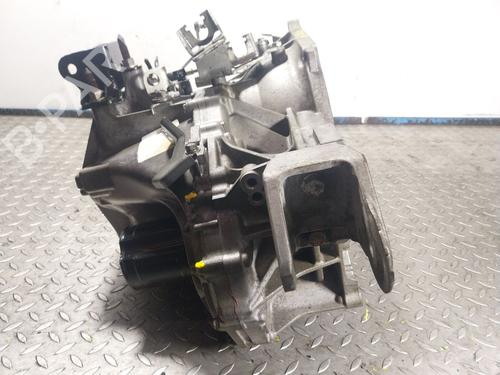 Gearbox MITSUBISHI OUTLANDER I (CU_W)  | BP18870623M3 