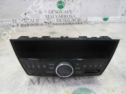 Used Radio Radio 3998702 3998702