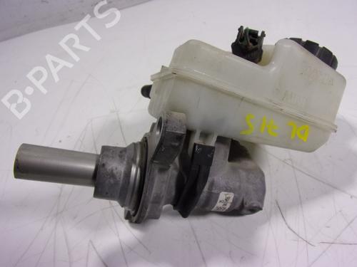 Brake master cylinder RENAULT TWINGO III (BCM_, BCA_) 1.0 SCe 70 | BP16966156M77