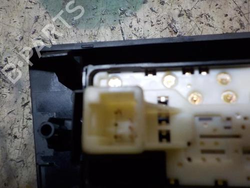 Right rear window switch TOYOTA AURIS (_E18_) 1.8 Hybrid (ZWE186_, ZWE186R) | BP3849475I28 - Image 3