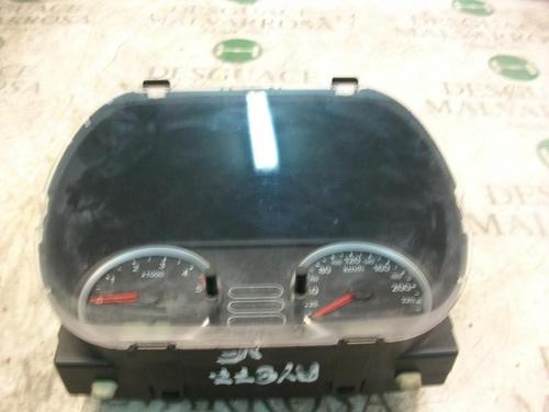 Used Instrument cluster FORD FIESTA V (JH_, JD_) 1.4 TDCi (68 hp) 3784477