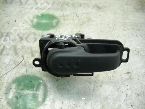 Used Front left interior door handle NISSAN MICRA III (K12) 1.4 16V (88 hp) 3755266