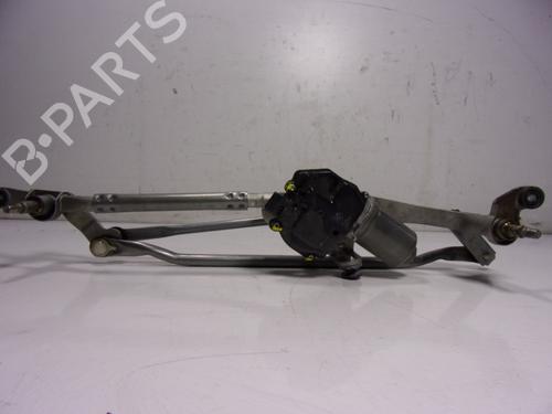 Used Front wiper motor Front wiper motor LAND ROVER DISCOVERY V (L462) D300 MHEV 4x4 (300 hp) 15553829 15553829