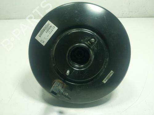 Used Servo brake Servo brake RENAULT MEGANE IV Hatchback (B9A/M/N_) 1.8 RS 300 (B9M8) (300 hp) 18151677 18151677