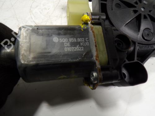 Right front window motor CUPRA LEON Sportstourer (KL8, KU8, KUD) 2.0 TSI 4Drive | BP15195565E20 