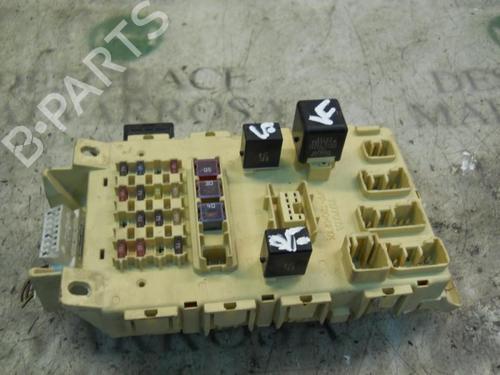 Used Fuse box TOYOTA YARIS (_P1_) [1999-2005]  3754496