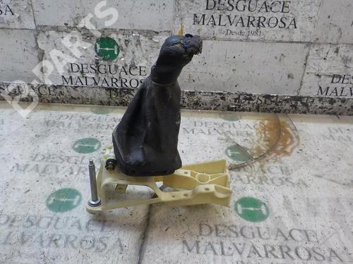 Used Manual gearbox selector Manual gearbox selector MERCEDES-BENZ VANEO (414) 1.7 CDI (414.700) (75 hp) 7410948 7410948