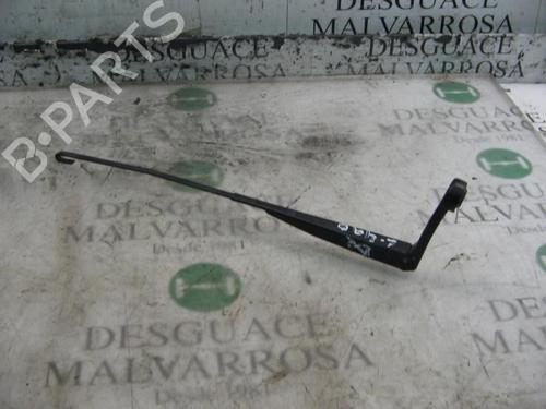 Used Front windshield wiper arm Front windshield wiper arm FIAT BRAVA (182_) 1.9 TD 75 S (182.BF) (75 hp) 3793848 3793848
