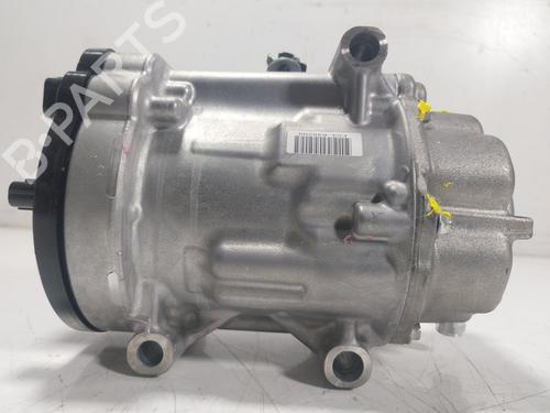Used AC compressor AC compressor TOYOTA COROLLA Hatchback (_E21_, _EA1_, _EH1_) 1.8 Hybrid (ZWE211) (98 hp) 19539101 19539101