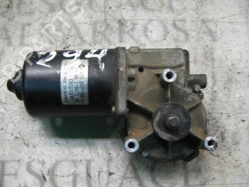 Used Front wiper motor FORD MONDEO I (GBP) [1993-1996]  3757399