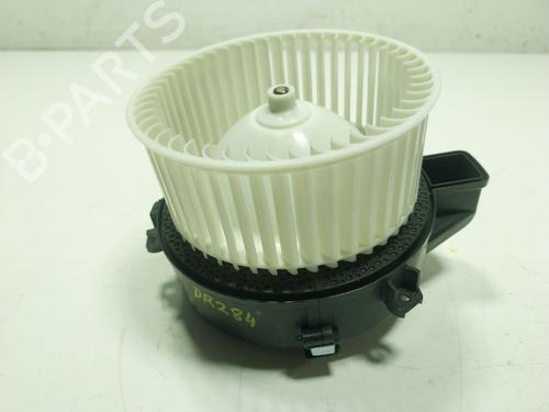 Used Heater blower motor Heater blower motor VOLVO XC60 II (246) D4 Polestar (200 hp) 27619330 27619330