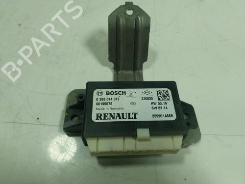 Used Electronic module Electronic module RENAULT MASTER III Van (FV) [2010-2026] 17483372 17483372