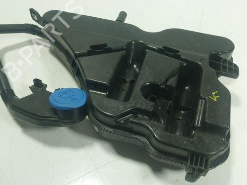 windscreen-washer-tank-bmw-3-g20-g80-g28-2018-25654085 main image