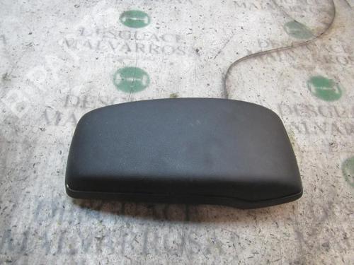 Used Armrest / Center console Armrest / Center console FORD MONDEO III (B5Y) [2000-2007] 7152287 7152287