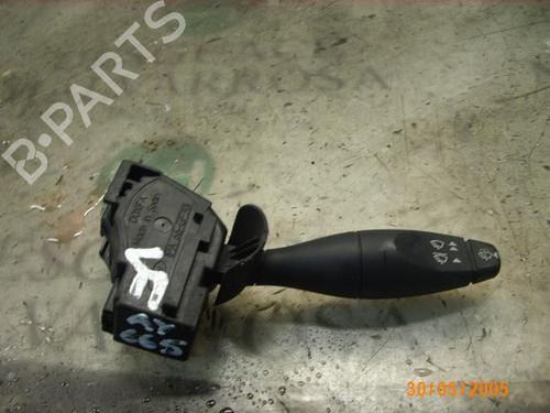 Used Steering column stalk FORD FIESTA V (JH_, JD_) 1.4 TDCi (68 hp) 3789710