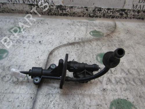 Used Clutch slave cylinder Clutch slave cylinder FIAT GRANDE PUNTO (199_) 1.3 D Multijet (199.AXD11, 199.AXD1A, 199.AXD1B,... (90 hp) 14277287 14277287