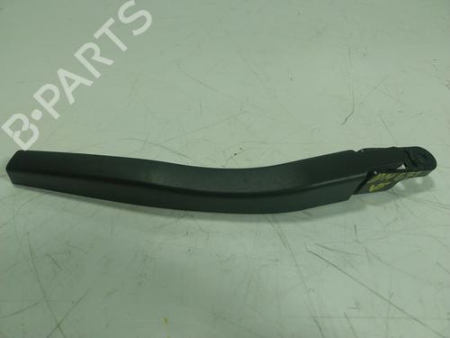 Used Rear windshield wiper arm Rear windshield wiper arm 17636074 17636074