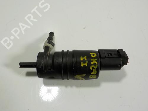 Used Washer pump Washer pump BMW X3 (F25) sDrive 18 d (143 hp) 14288307 14288307