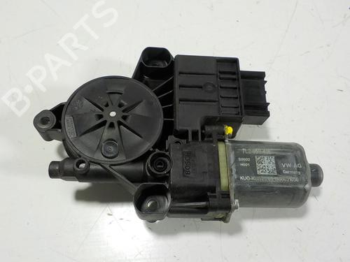 Right front window motor VW TRANSPORTER T6 / CARAVELLE T6 Bus (SGB, SGJ, SHB, SHJ)  | BP14243419E20 