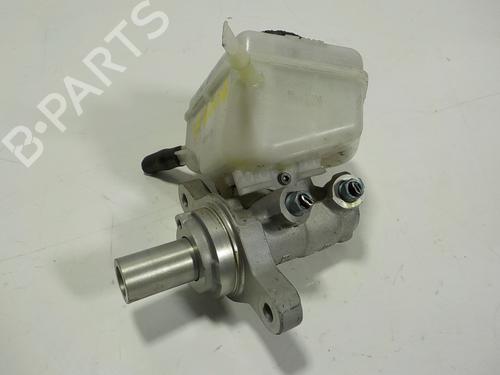 Used Brake master cylinder BMW 2 Coupe (F22, F87) 218 d (143 hp) 13522572