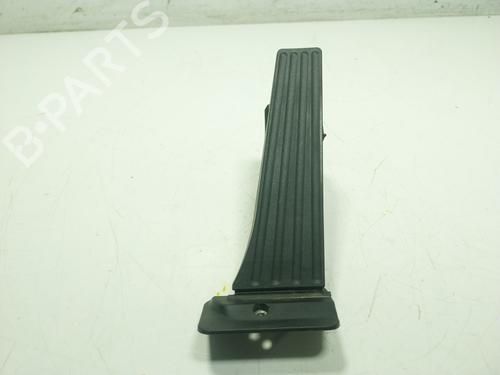 Pédale Pédale INEOS GRENADIER Closed Off-Road Vehicle 3.0 Ti 4x4 (GEB) (286 hp) 29273186 29273186