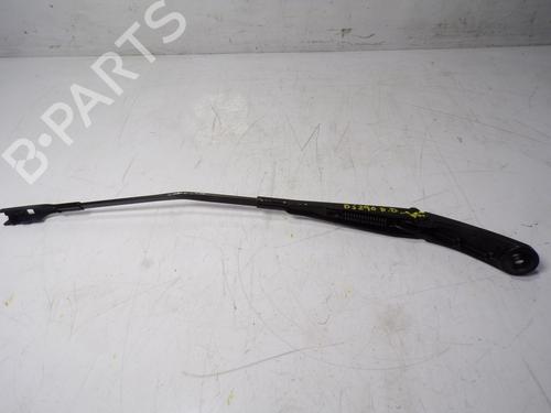 Used Front windshield wiper arm AUDI A1 Sportback (GBA) 35 TFSI (150 hp) 10089259