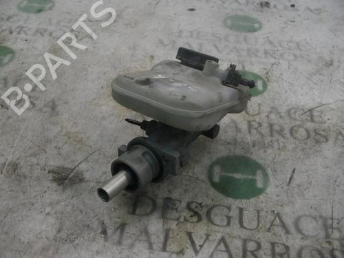 Used Brake master cylinder CITROËN XSARA (N1) 2.0 HDi 90 (90 hp) 3743282