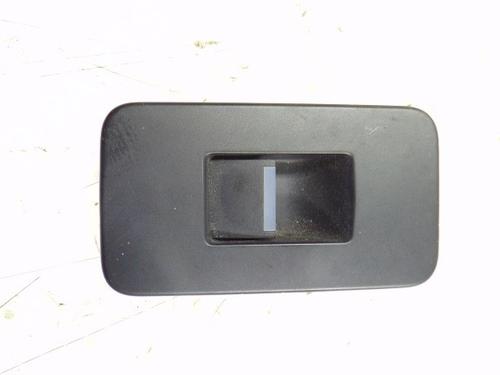Used Left rear window switch Left rear window switch LAND ROVER DISCOVERY SPORT (L550) [2014-2026] 9194871 9194871