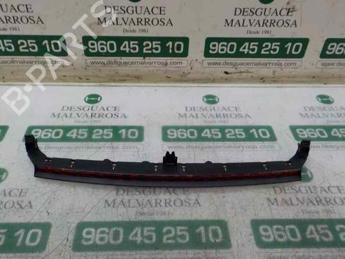 Used Rear center light MERCEDES-BENZ GLK-CLASS (X204) [2008-2015]  10968936