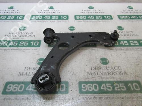 Used Right front suspension arm PEUGEOT BIPPER (AA_) 1.3 HDi 75 (75 hp) 3872642