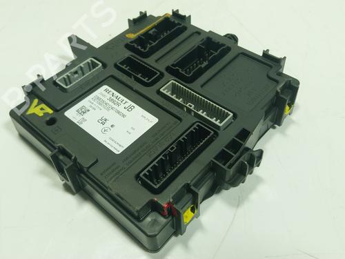 Module électronique RENAULT CLIO V (B7_) 1.5 Blue dCi 100 (B7AD) (101 hp) 31211179