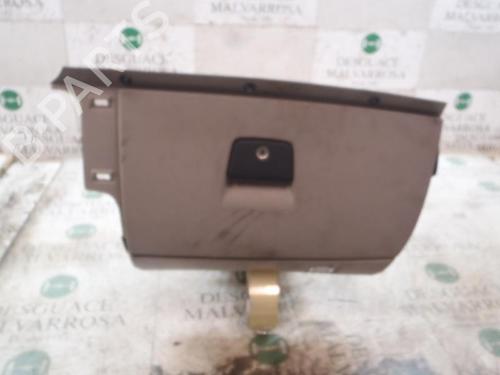 Used Glove box Glove box VOLVO V50 (545) 2.4 (170 hp) 4017278 4017278