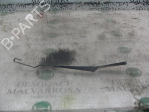 Used Front windshield wiper arm VW POLO (6N2) 1.4 16V (75 hp) 3789413